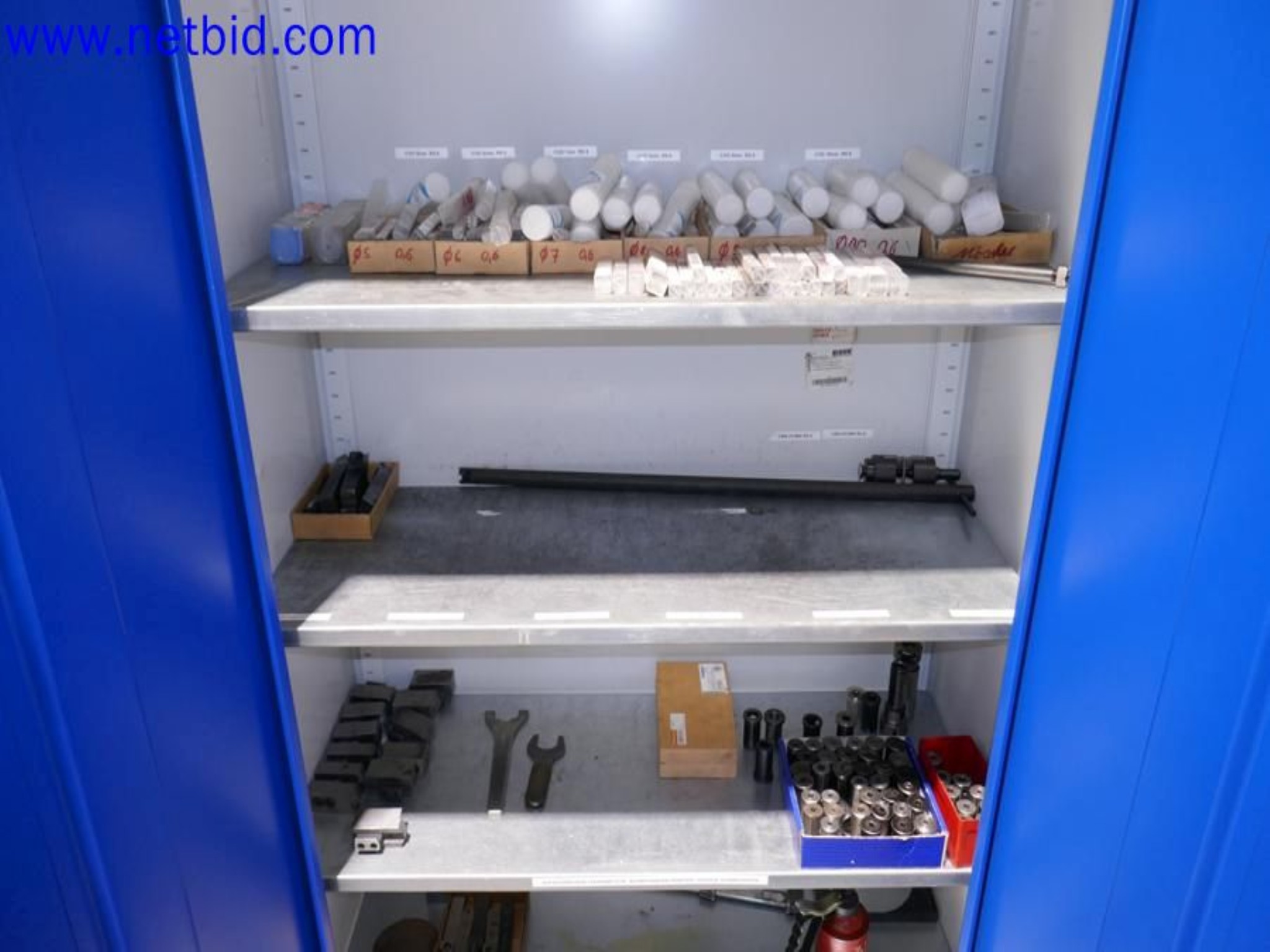 Machines from the toolmaking sector (CNC machining, grinding technology)-6