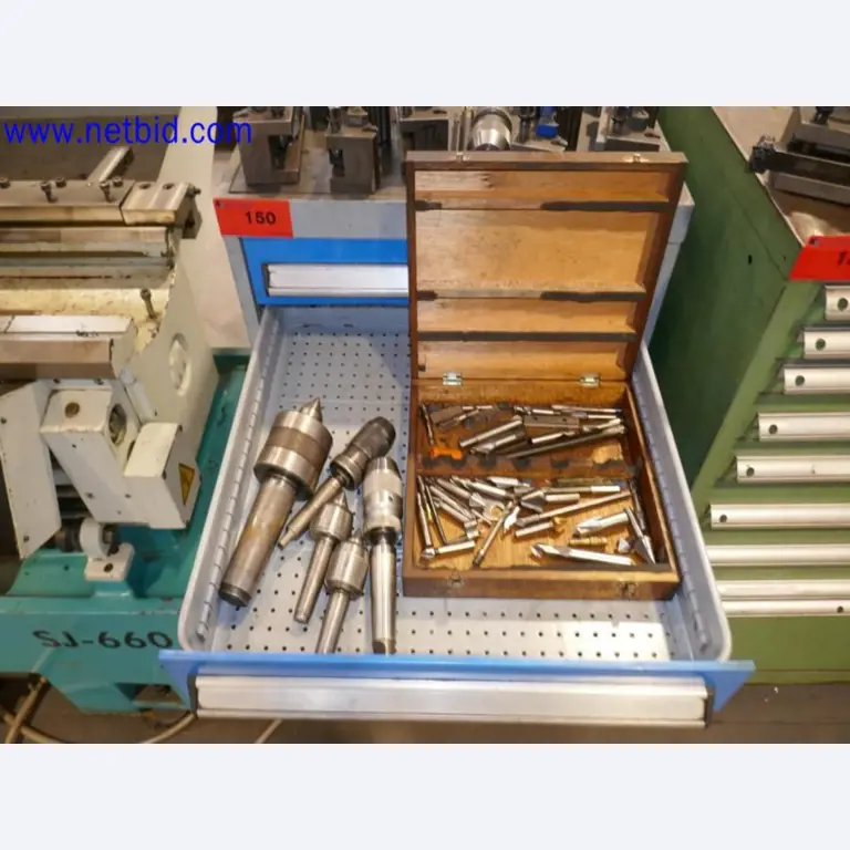 Machines from the toolmaking sector (CNC machining, grinding technology)-12