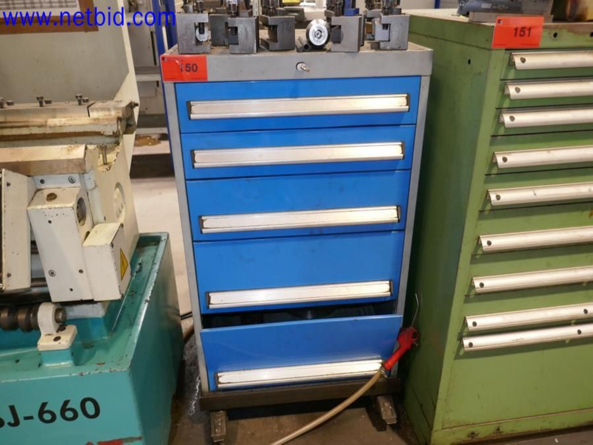 Machines from the toolmaking sector (CNC machining, grinding technology)-9