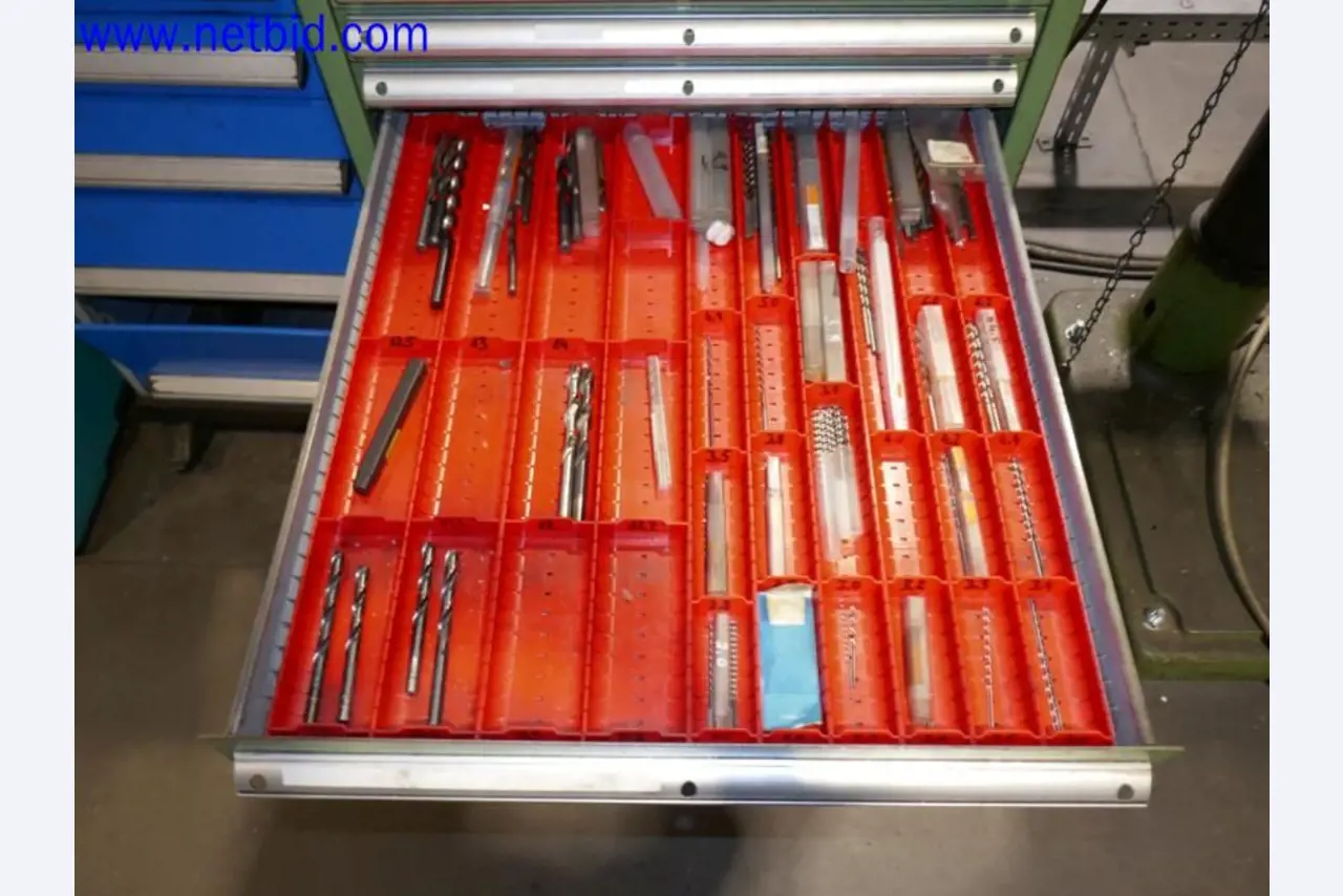 Machines from the toolmaking sector (CNC machining, grinding technology)-11