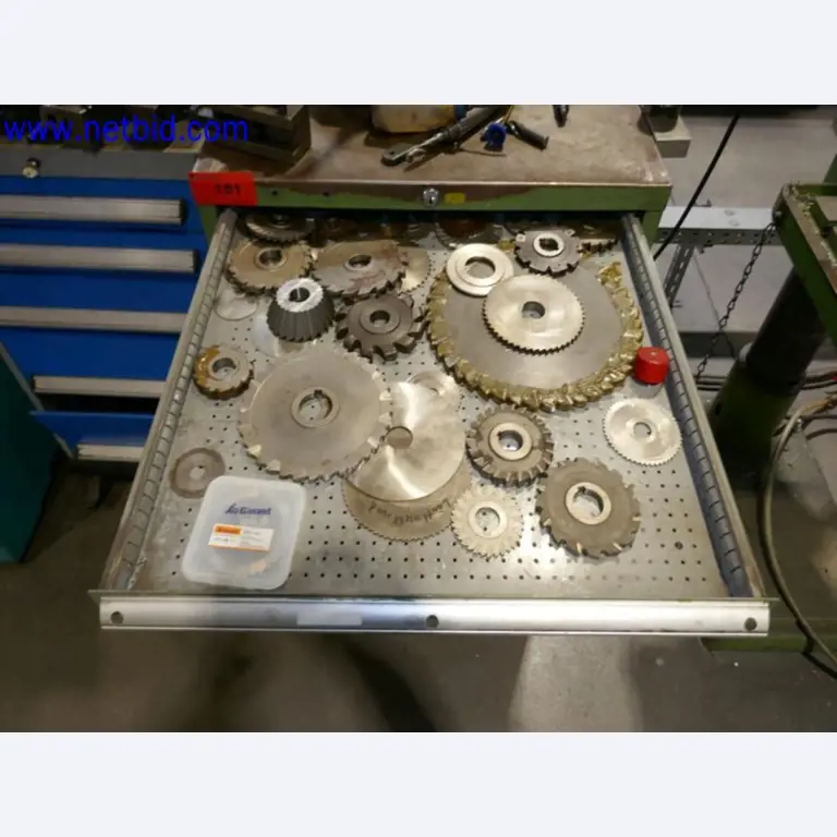 Machines from the toolmaking sector (CNC machining, grinding technology)-12