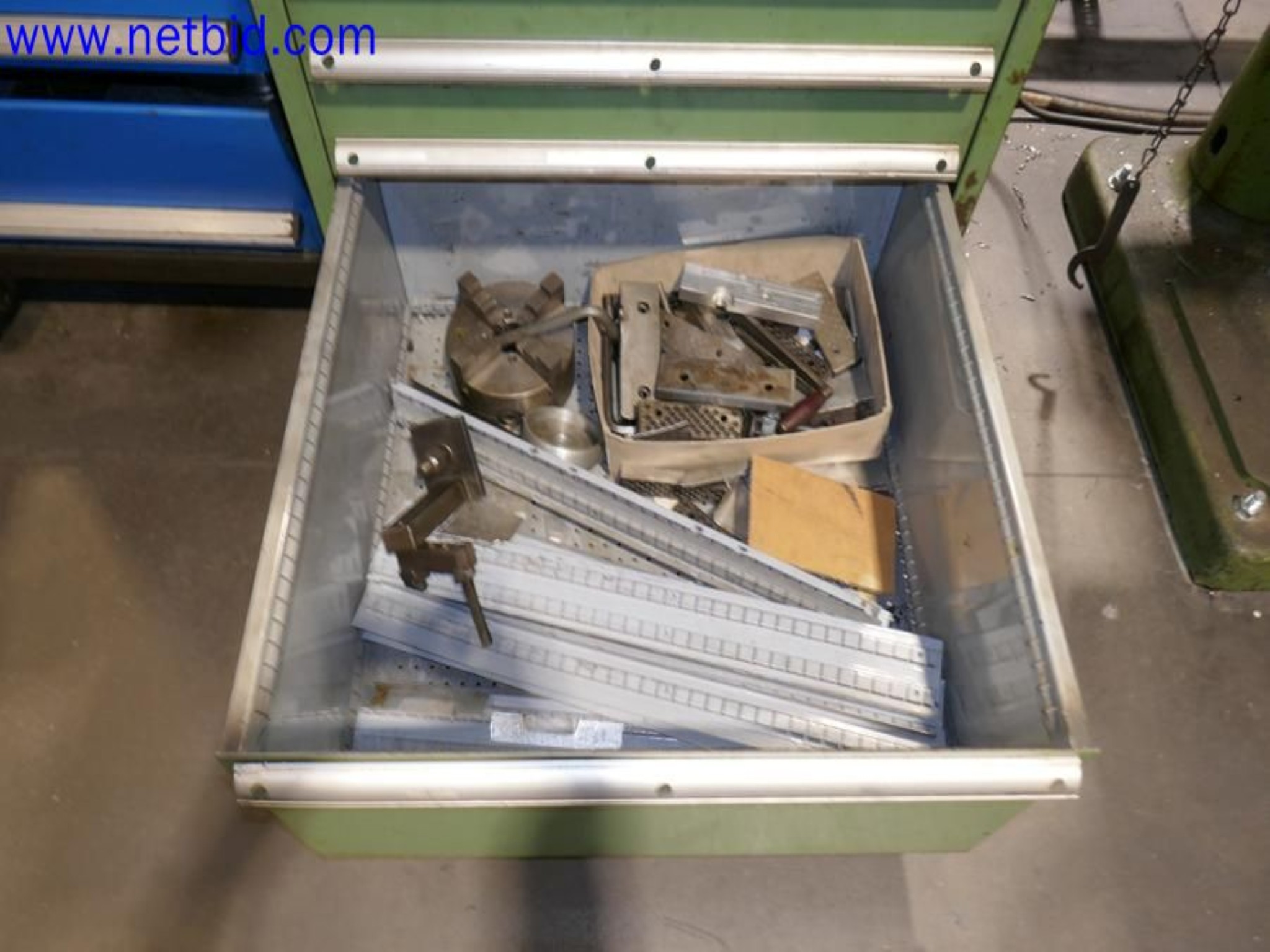 Machines from the toolmaking sector (CNC machining, grinding technology)-14