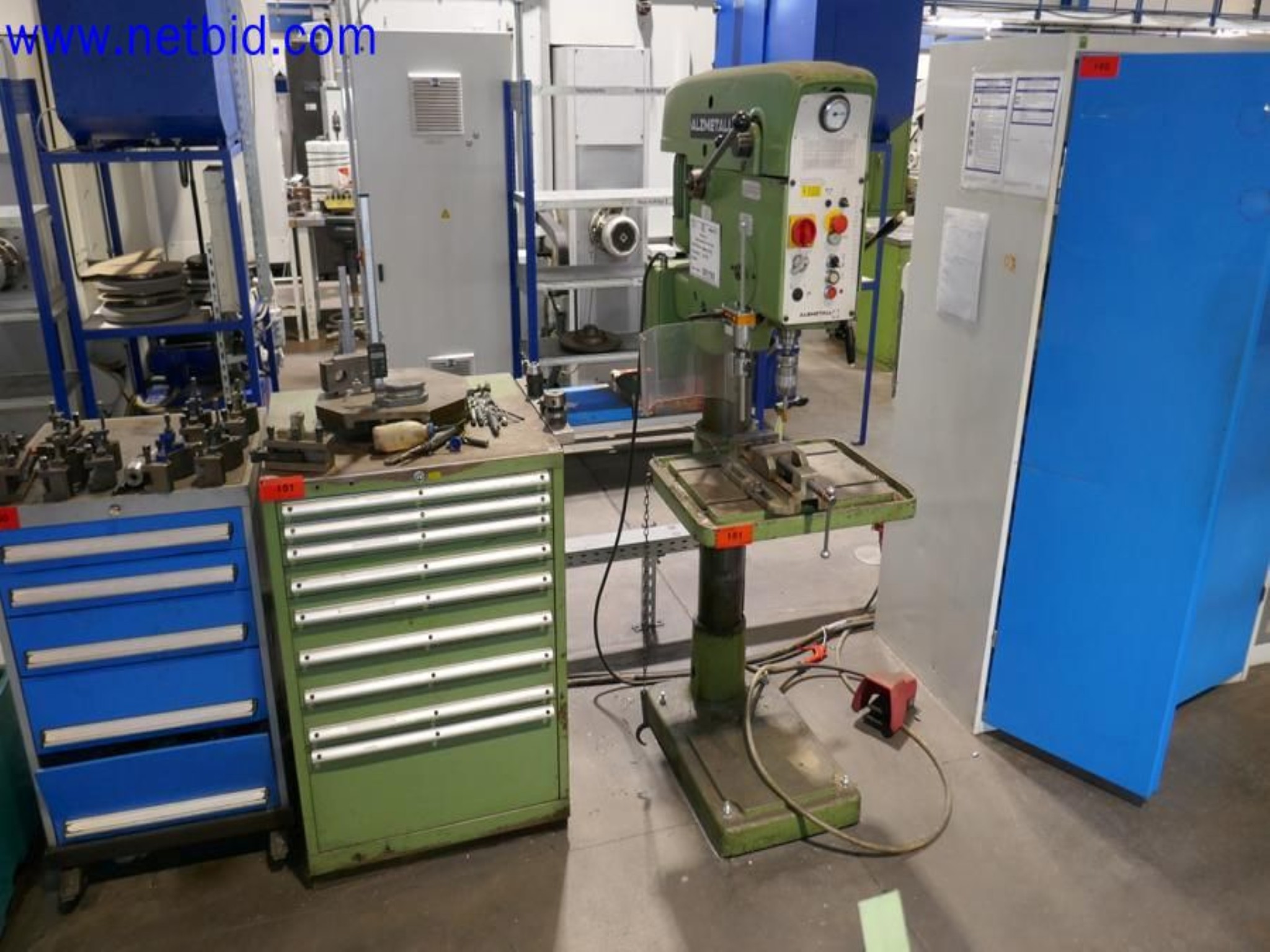 Machines from the toolmaking sector (CNC machining, grinding technology)-1