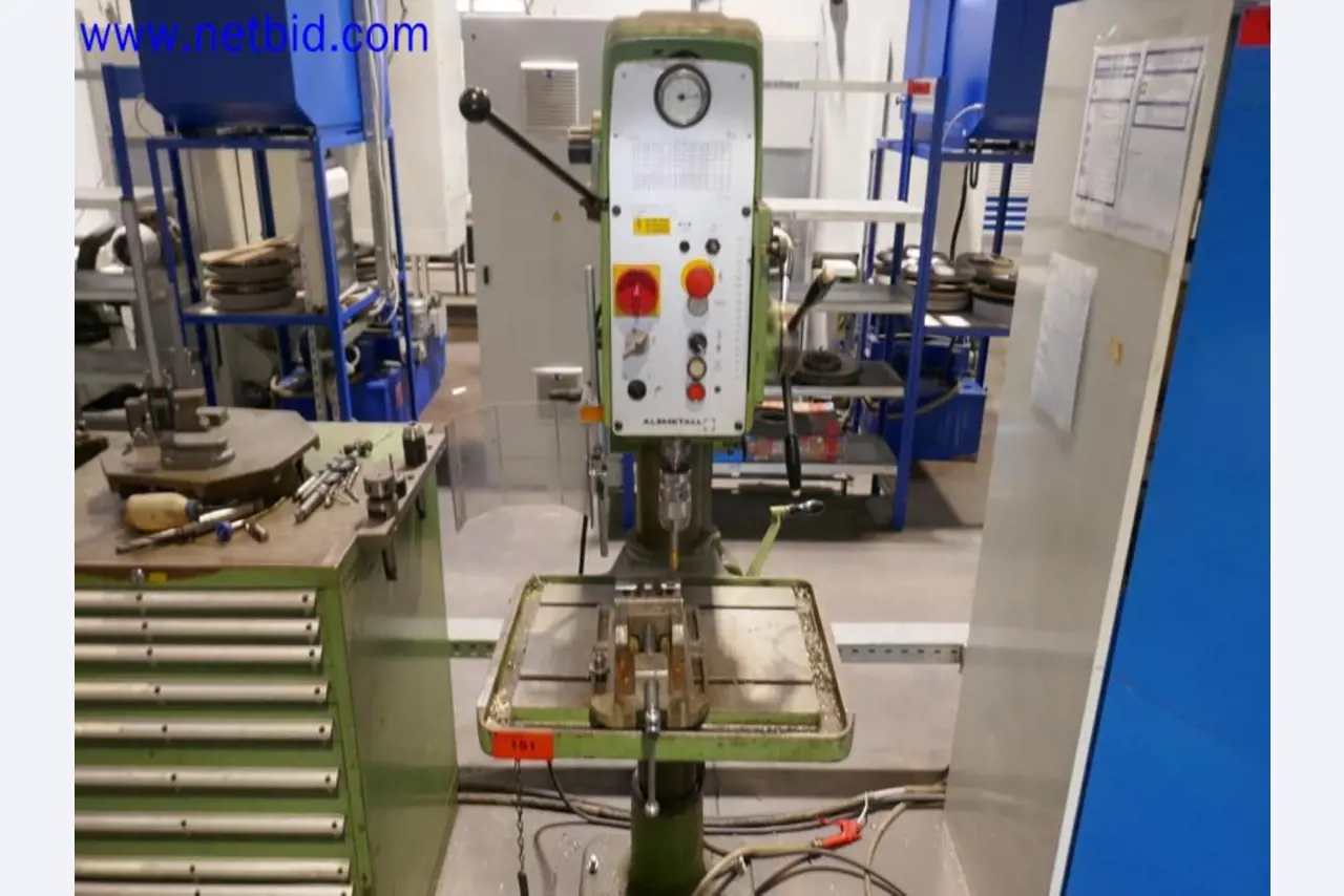 Machines from the toolmaking sector (CNC machining, grinding technology)-2