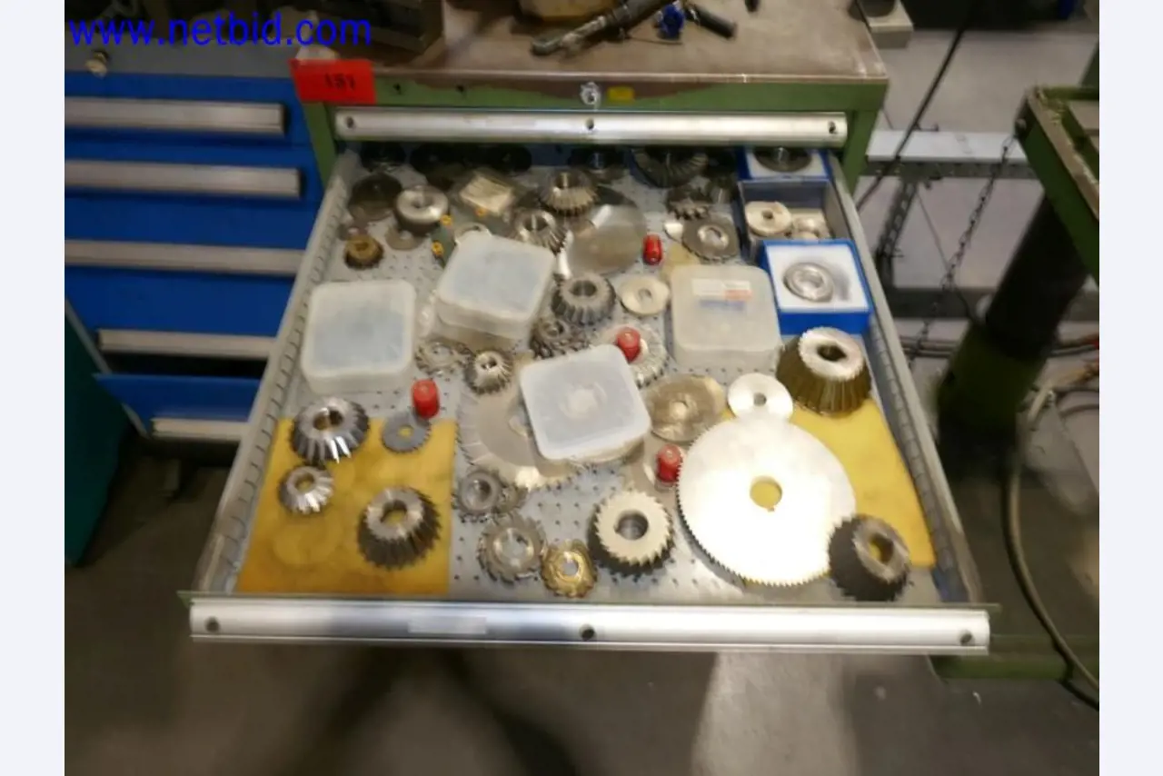 Machines from the toolmaking sector (CNC machining, grinding technology)-6