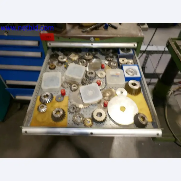 Machines from the toolmaking sector (CNC machining, grinding technology)-6