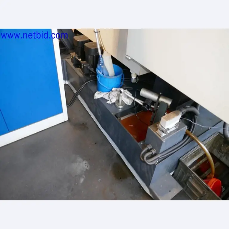 Machines from the toolmaking sector (CNC machining, grinding technology)-12