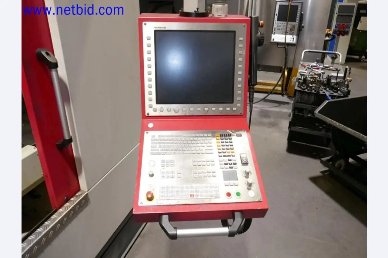 Machines from the toolmaking sector (CNC machining, grinding technology)-13