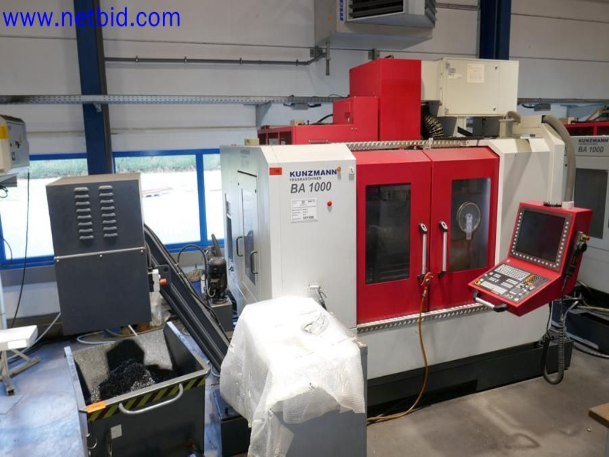Machines from the toolmaking sector (CNC machining, grinding technology)-1