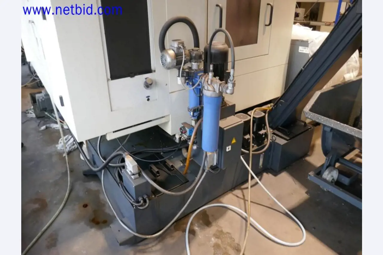 Machines from the toolmaking sector (CNC machining, grinding technology)-7
