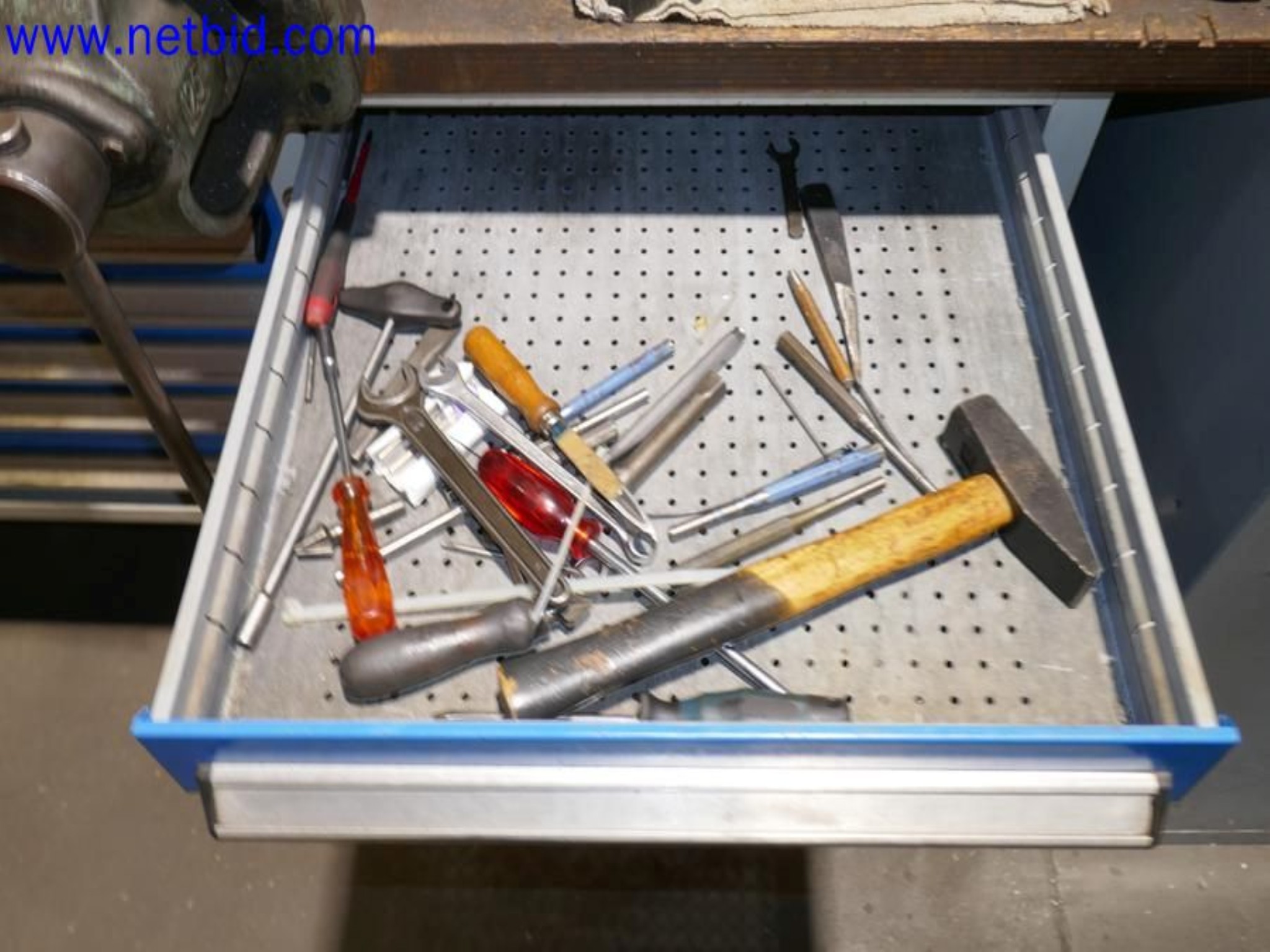 Machines from the toolmaking sector (CNC machining, grinding technology)-11