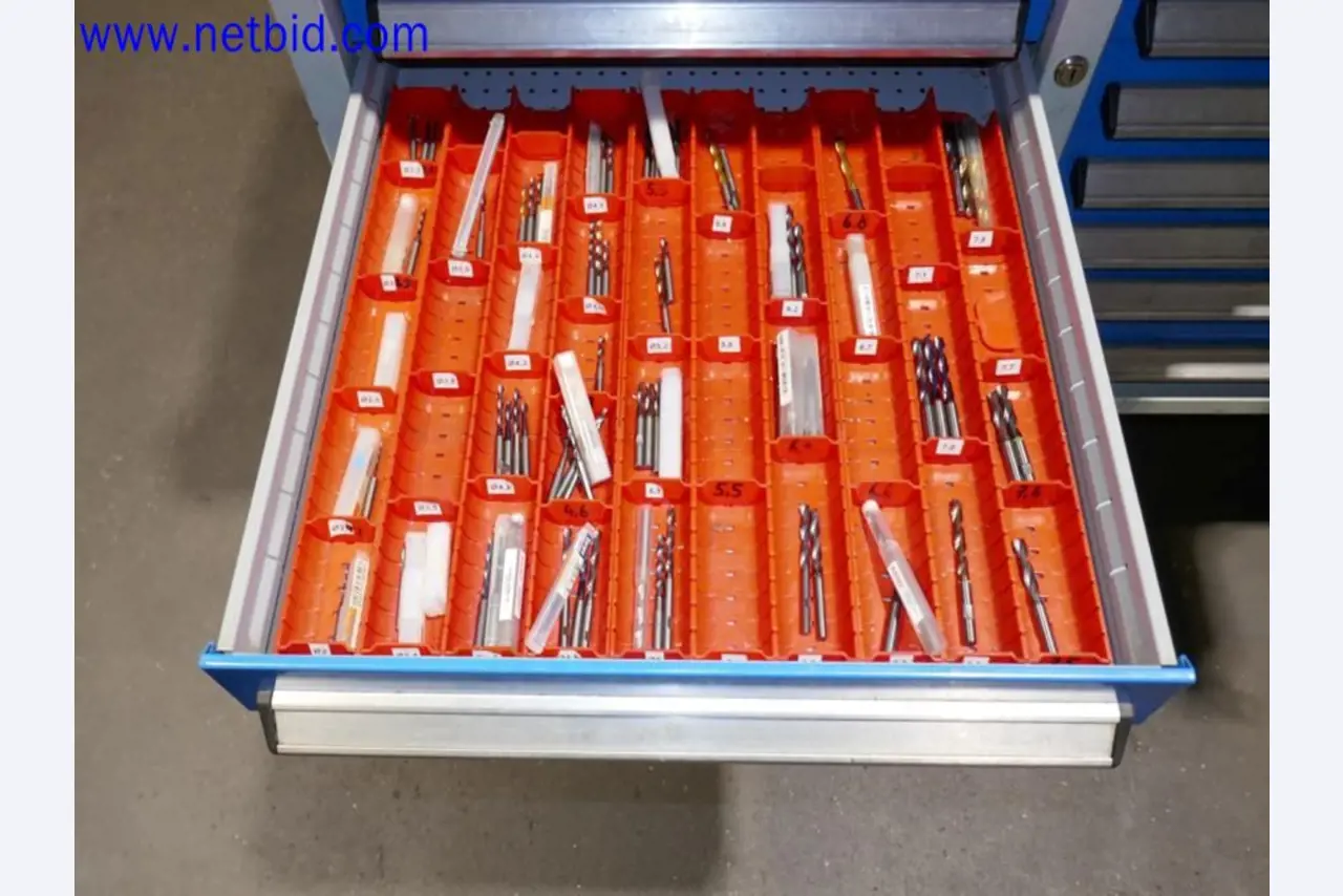 Machines from the toolmaking sector (CNC machining, grinding technology)-5