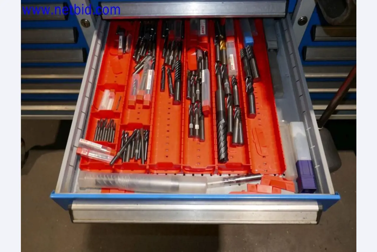 Machines from the toolmaking sector (CNC machining, grinding technology)-7