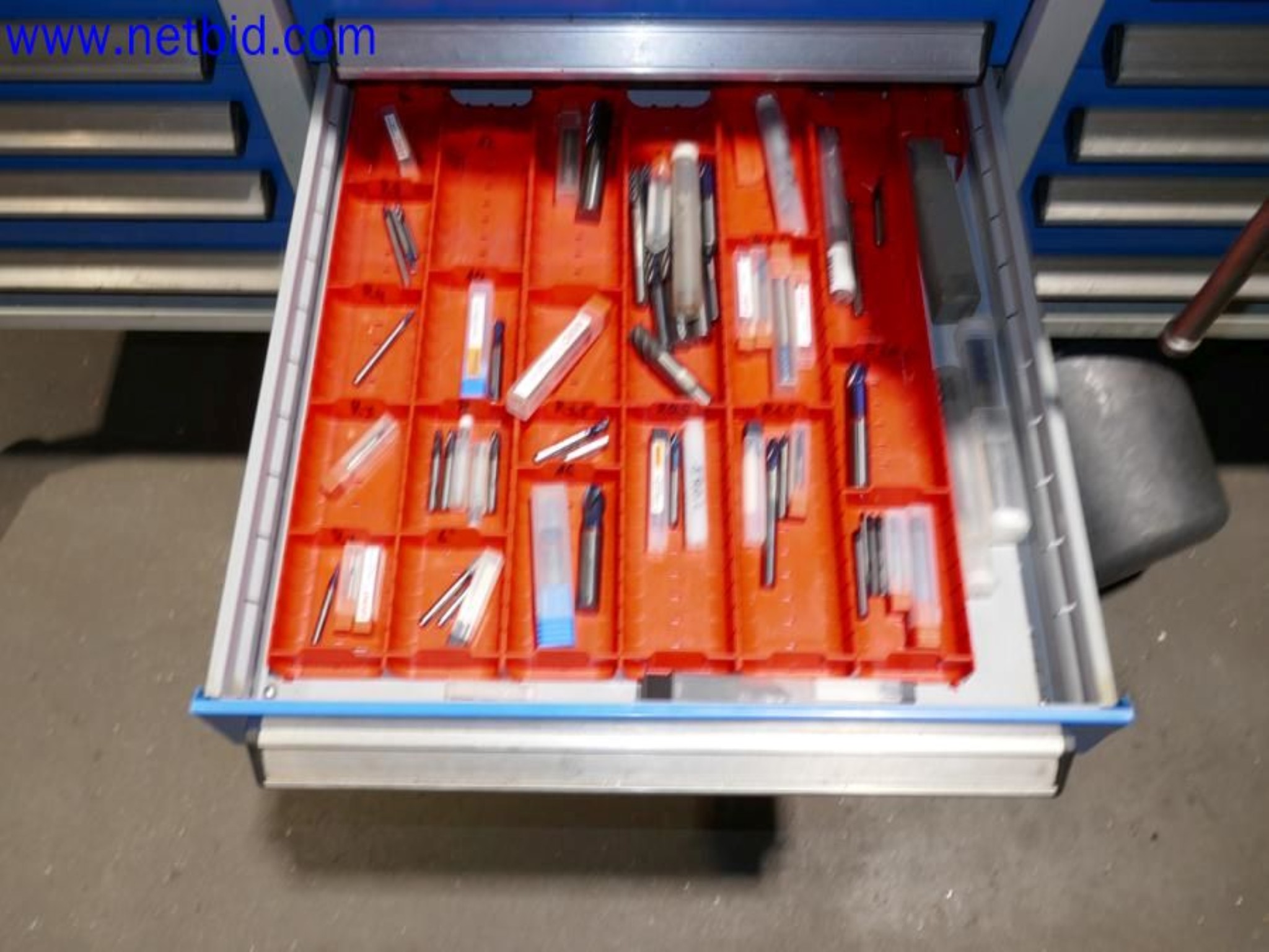 Machines from the toolmaking sector (CNC machining, grinding technology)-9