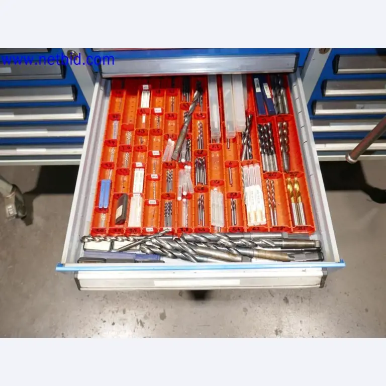 Machines from the toolmaking sector (CNC machining, grinding technology)-11