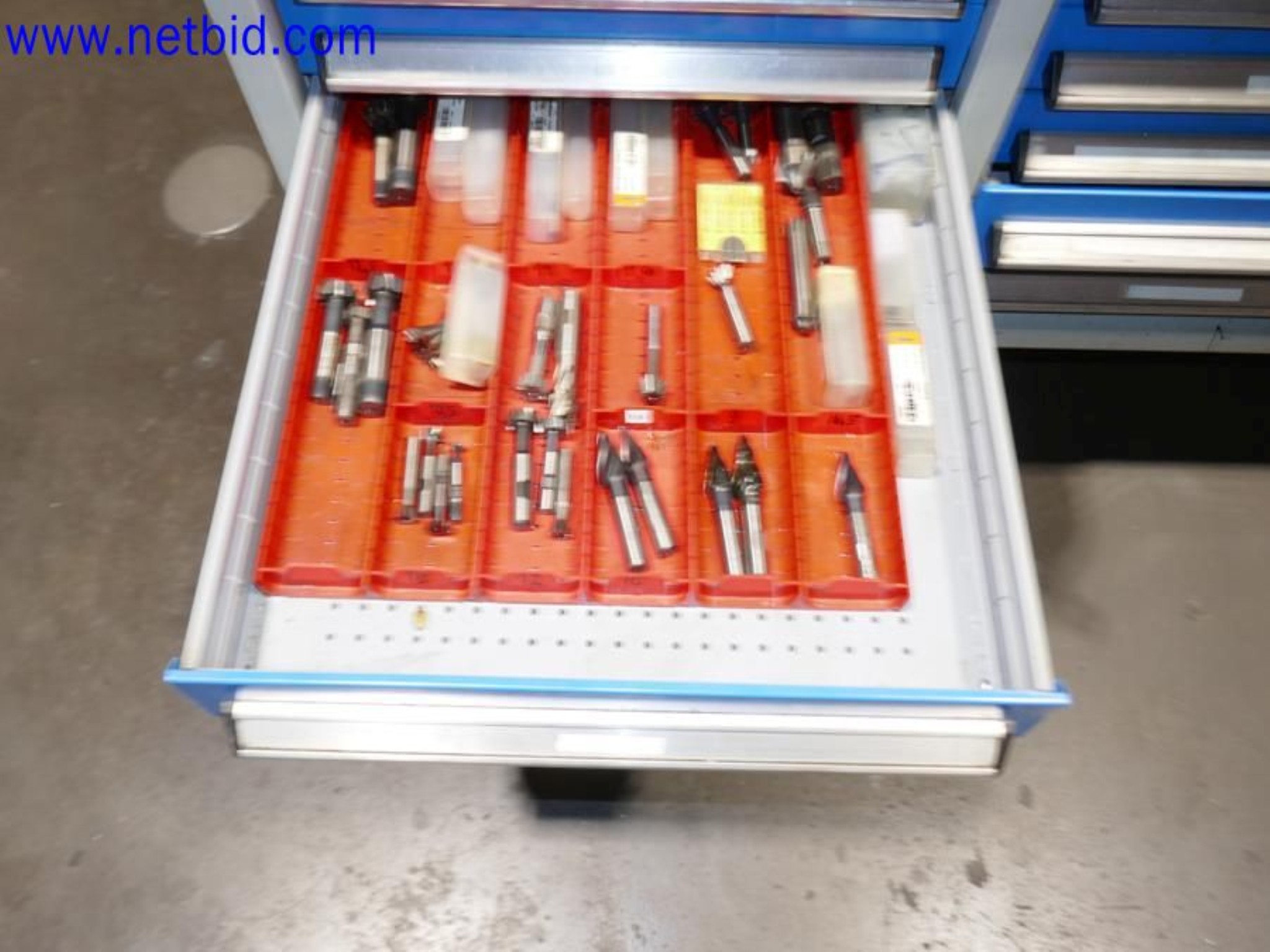 Machines from the toolmaking sector (CNC machining, grinding technology)-5