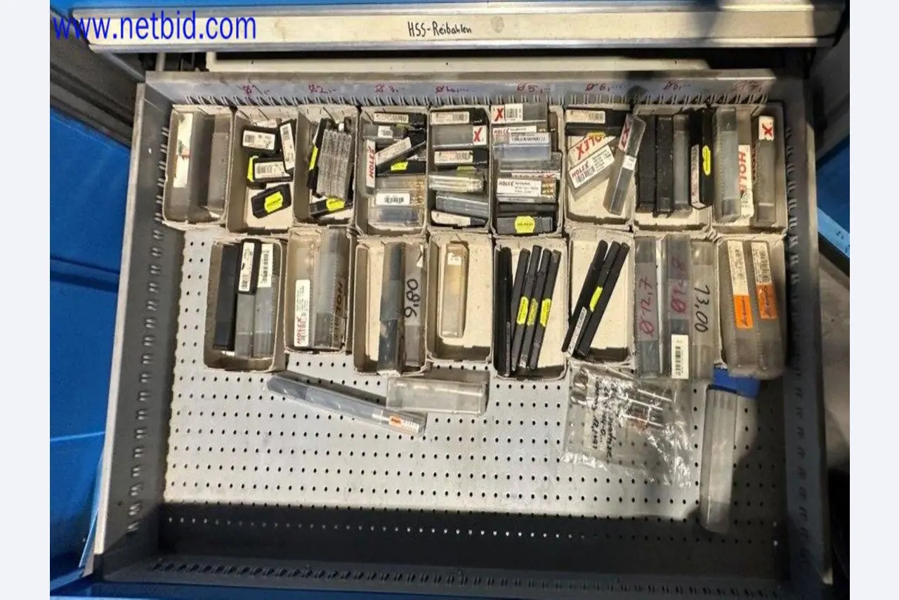 Machines from the toolmaking sector (CNC machining, grinding technology)-10