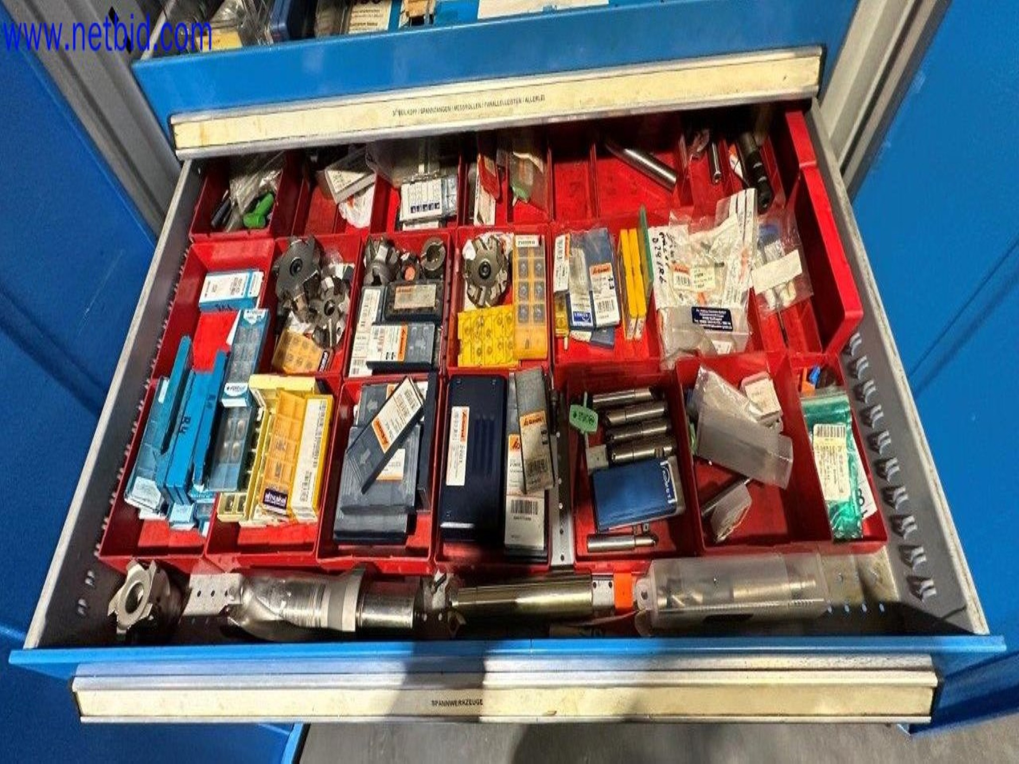 Machines from the toolmaking sector (CNC machining, grinding technology)-4