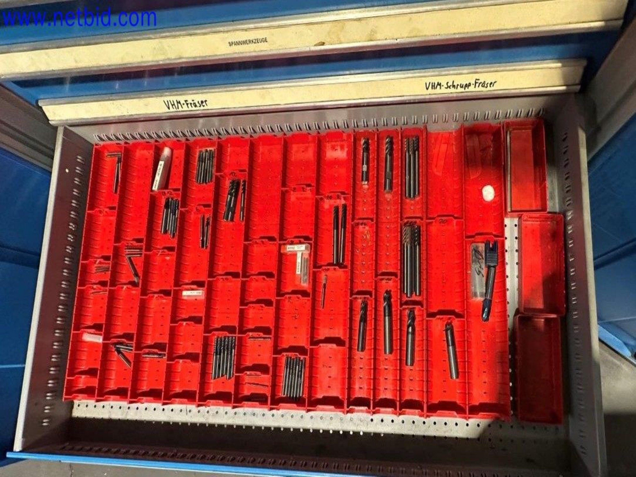 Machines from the toolmaking sector (CNC machining, grinding technology)-6