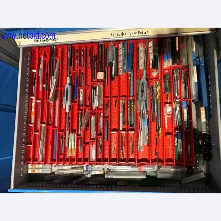 Machines from the toolmaking sector (CNC machining, grinding technology)-8