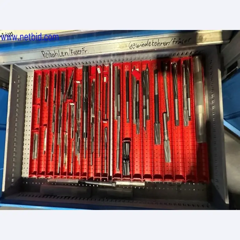 Machines from the toolmaking sector (CNC machining, grinding technology)-9