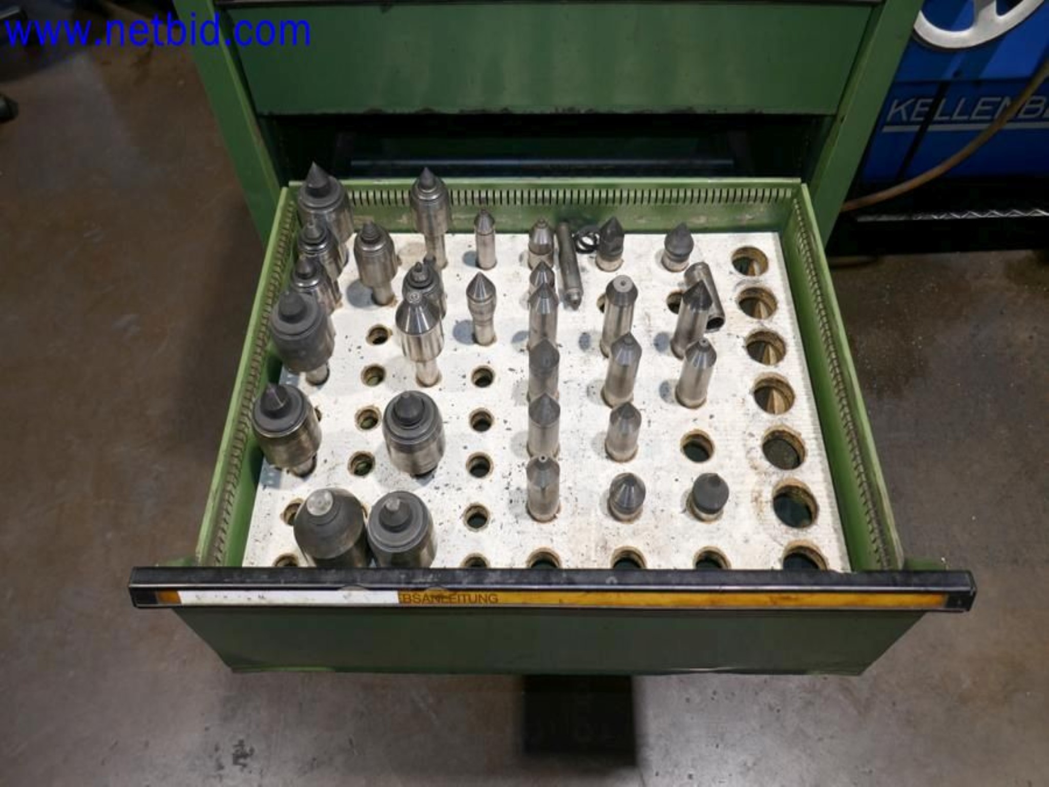 Machines from the toolmaking sector (CNC machining, grinding technology)-13