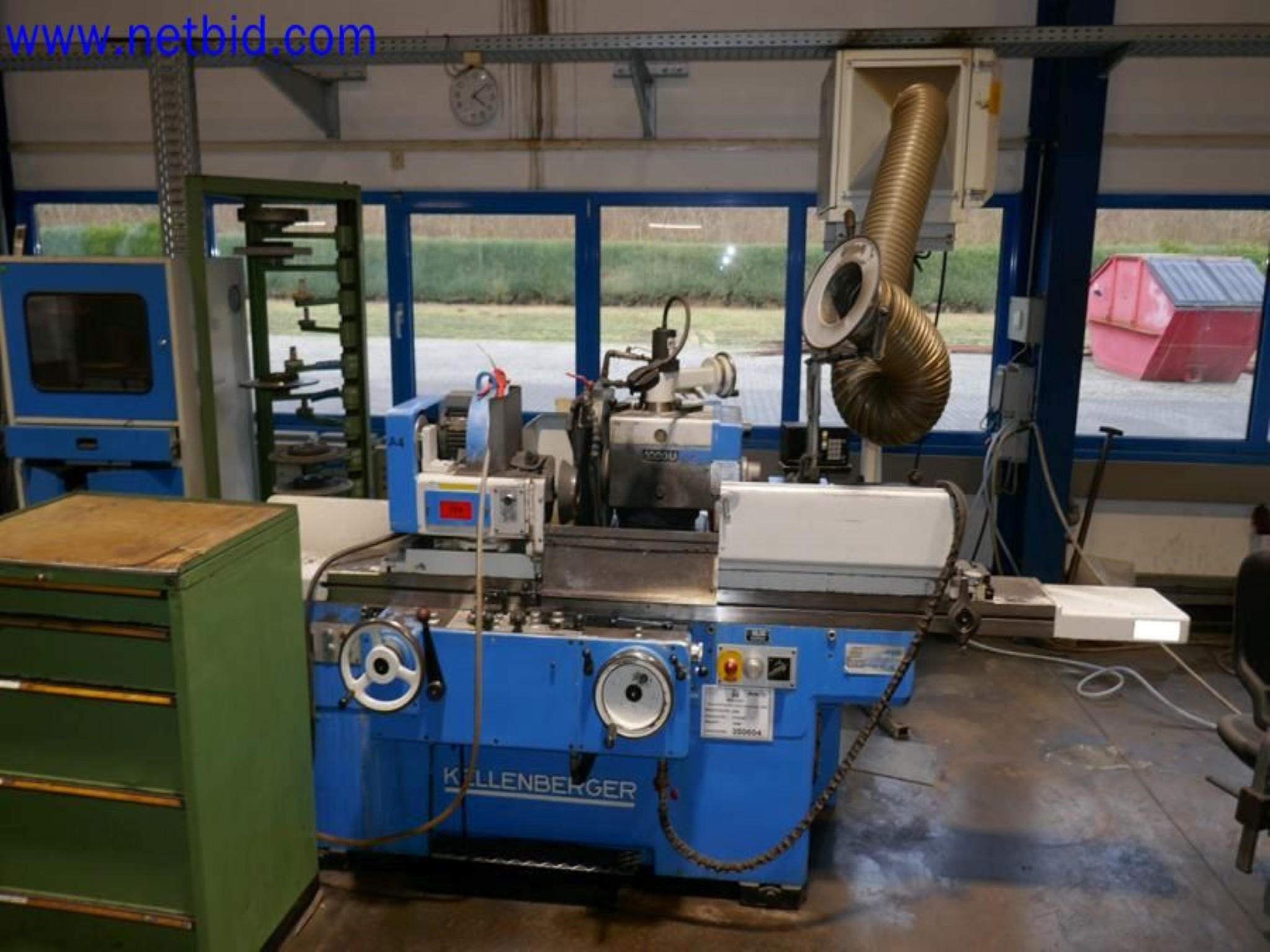 Machines from the toolmaking sector (CNC machining, grinding technology)-1
