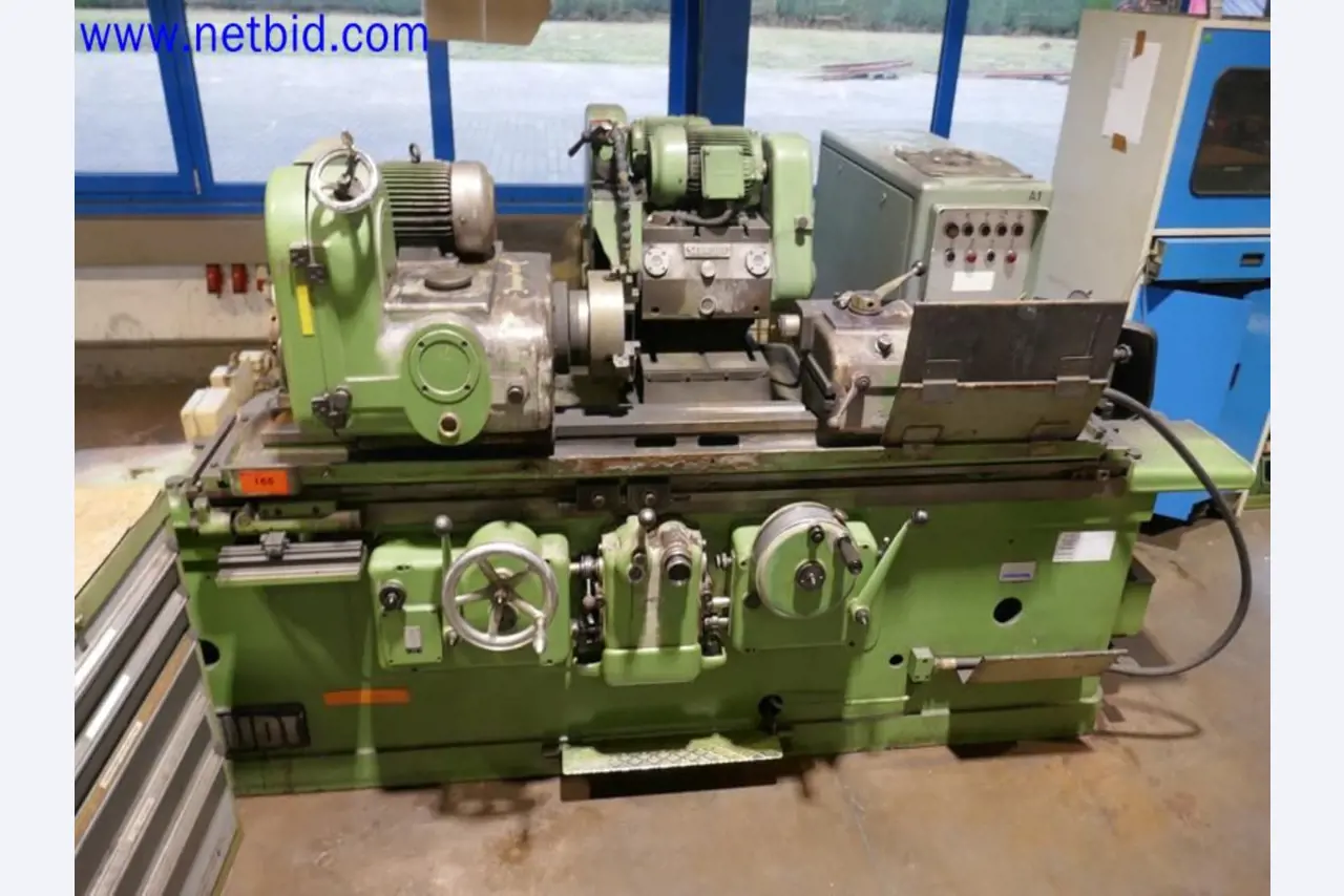 Machines from the toolmaking sector (CNC machining, grinding technology)-1