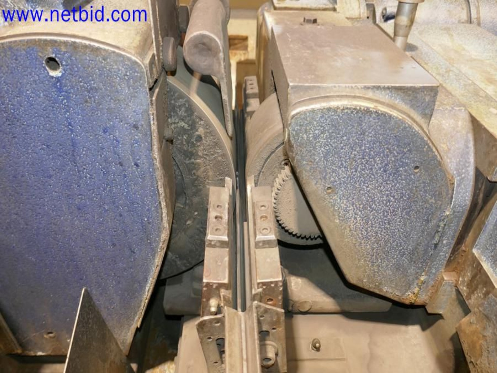 Machines from the toolmaking sector (CNC machining, grinding technology)-4