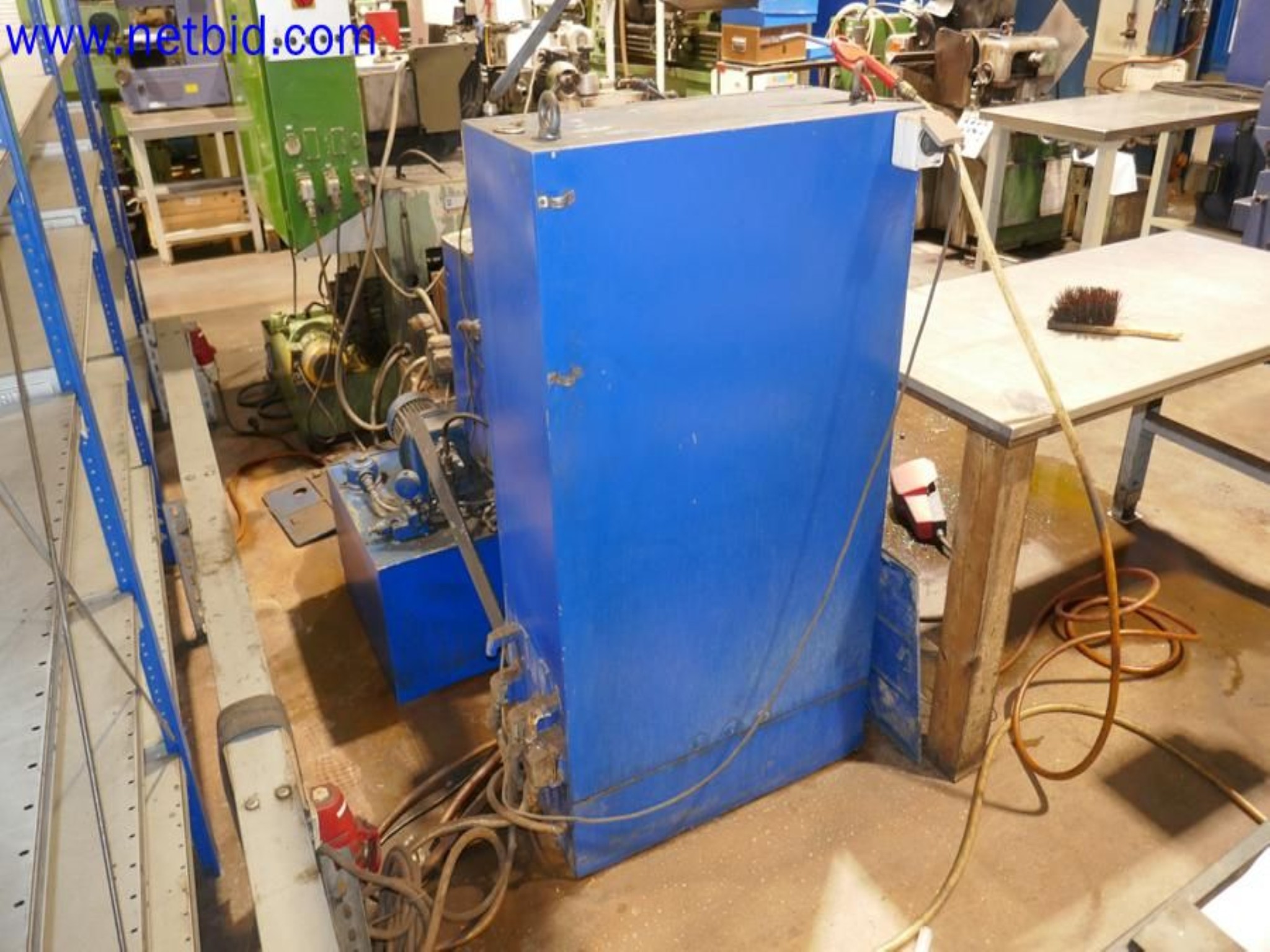 Machines from the toolmaking sector (CNC machining, grinding technology)-2