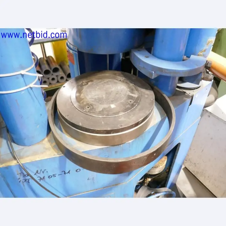 Machines from the toolmaking sector (CNC machining, grinding technology)-7