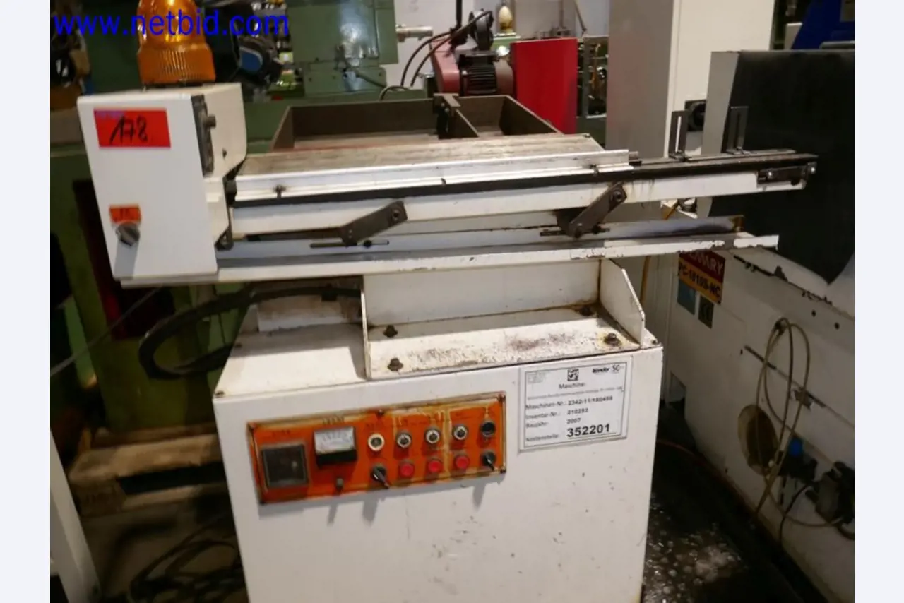 Machines from the toolmaking sector (CNC machining, grinding technology)-11