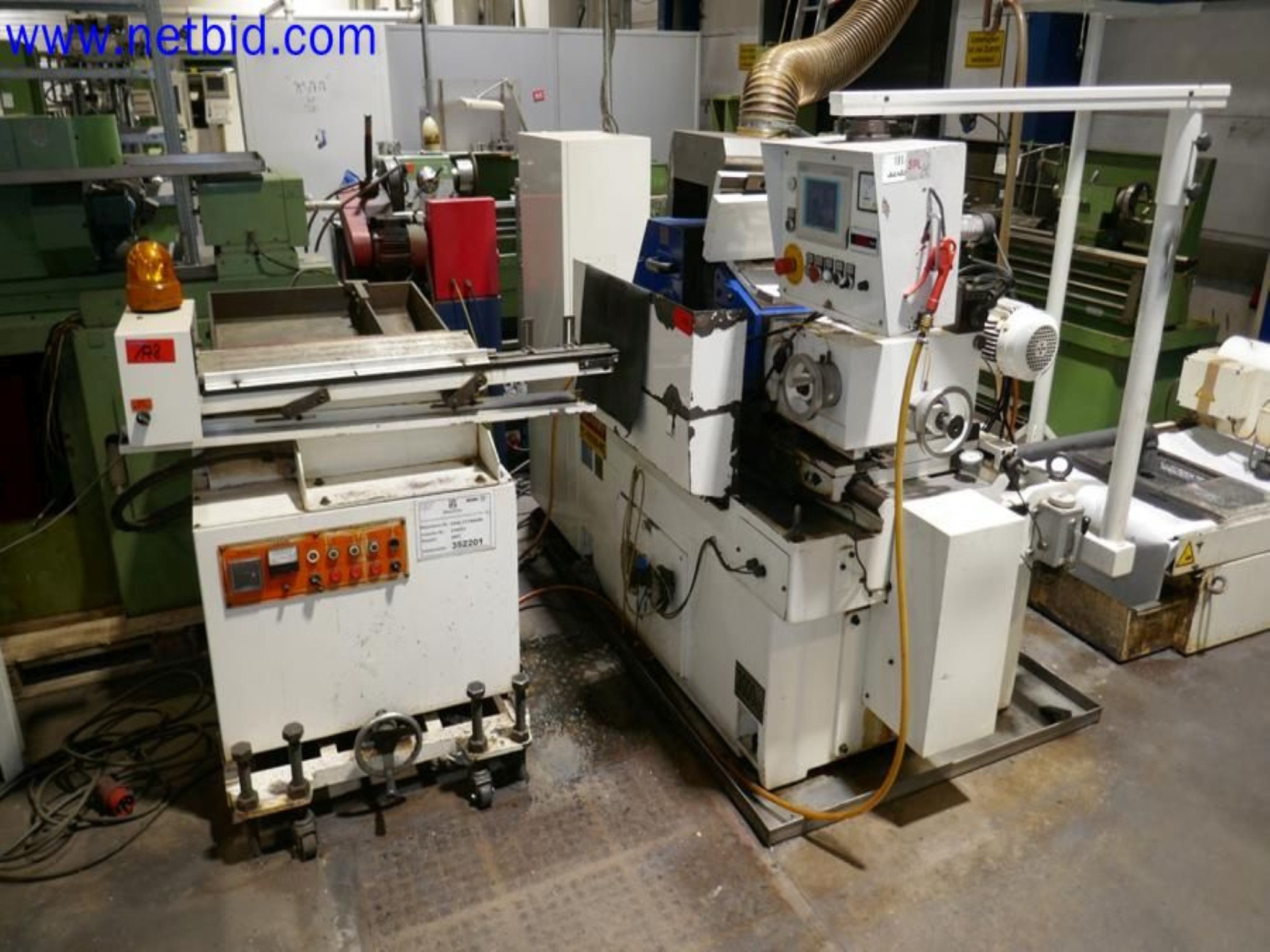 Machines from the toolmaking sector (CNC machining, grinding technology)-1