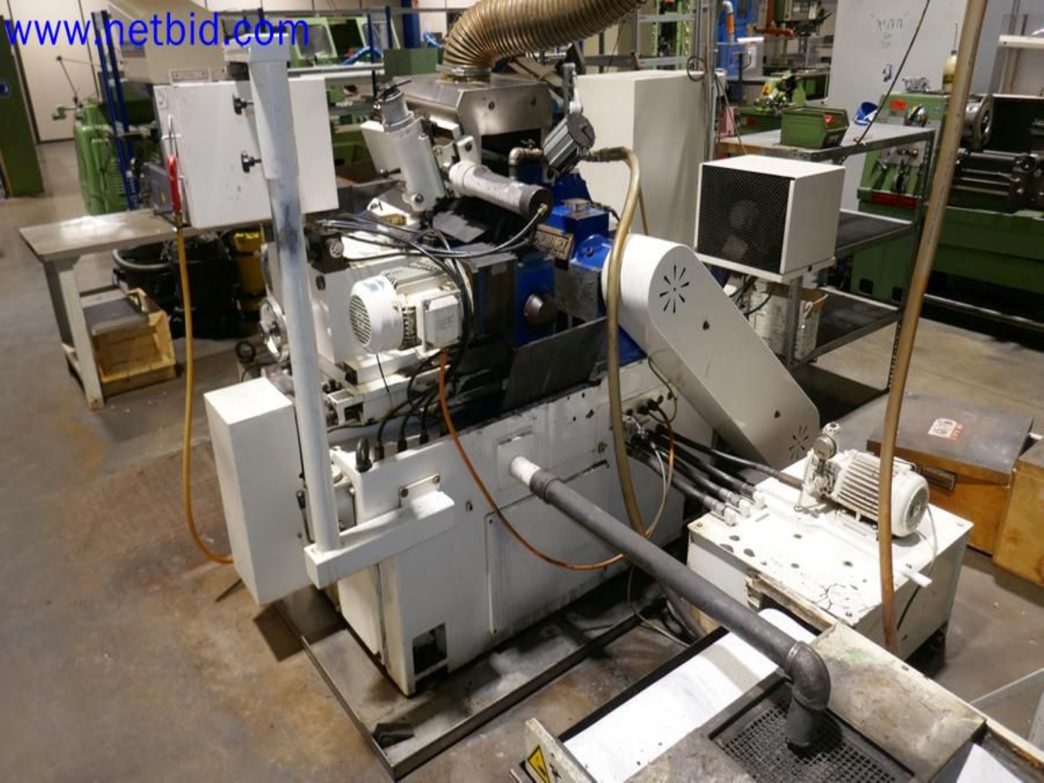 Machines from the toolmaking sector (CNC machining, grinding technology)-7