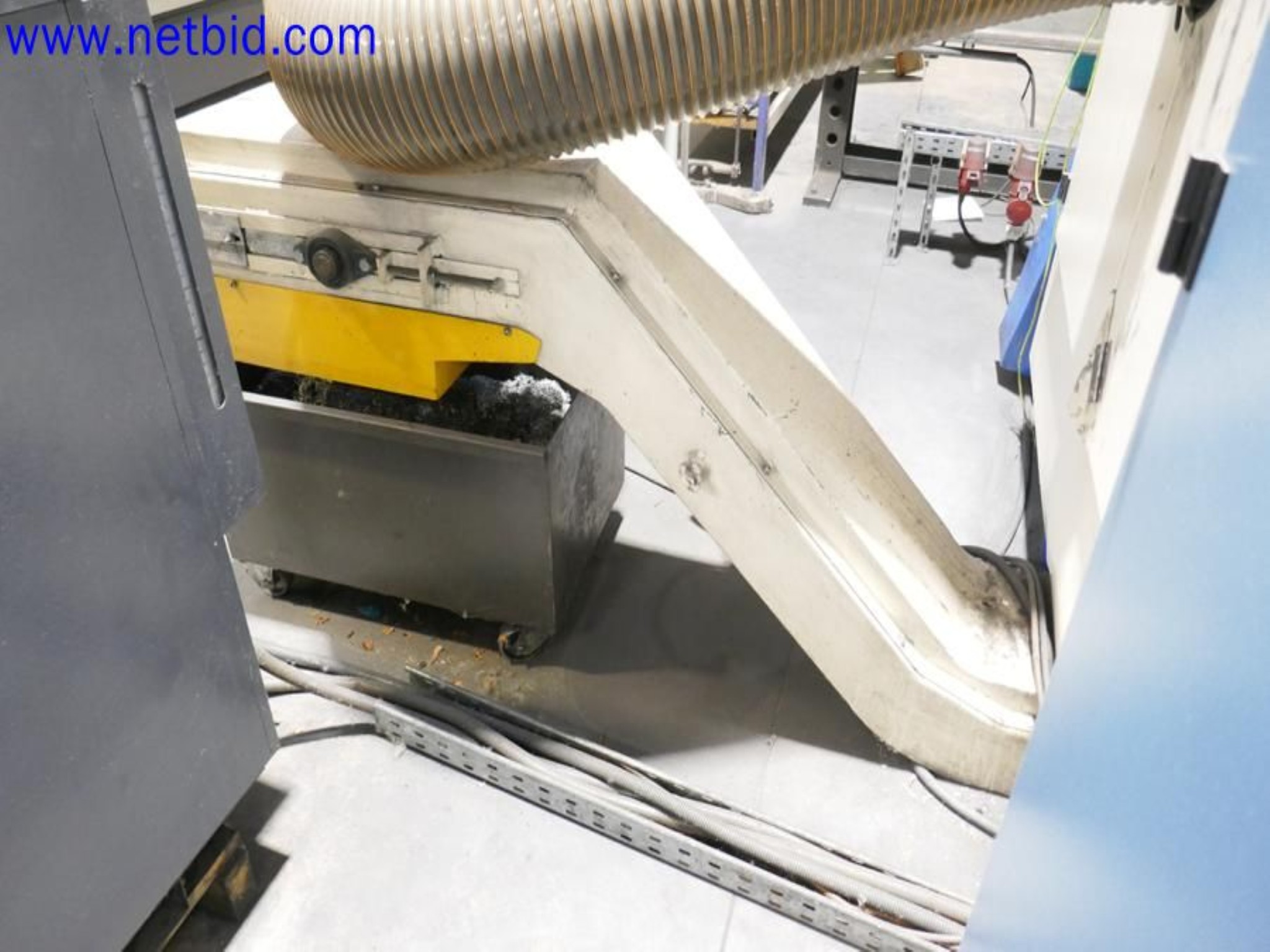 Machines from the toolmaking sector (CNC machining, grinding technology)-11