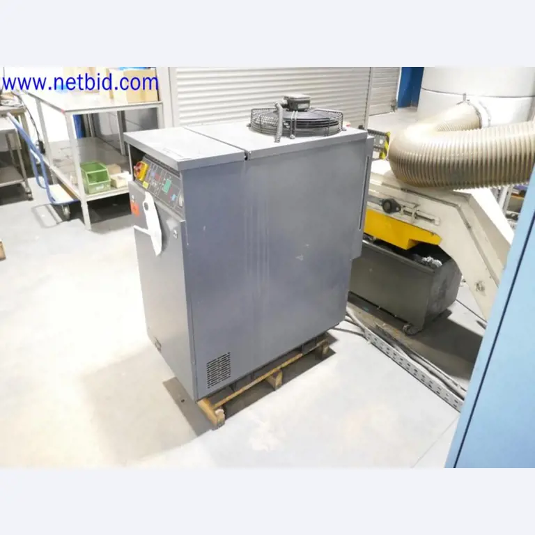 Machines from the toolmaking sector (CNC machining, grinding technology)-12