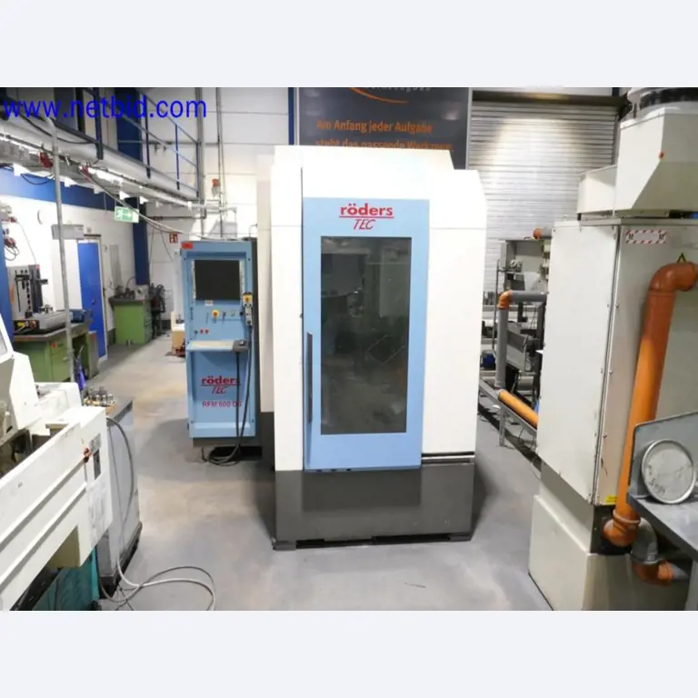 Machines from the toolmaking sector (CNC machining, grinding technology)-1