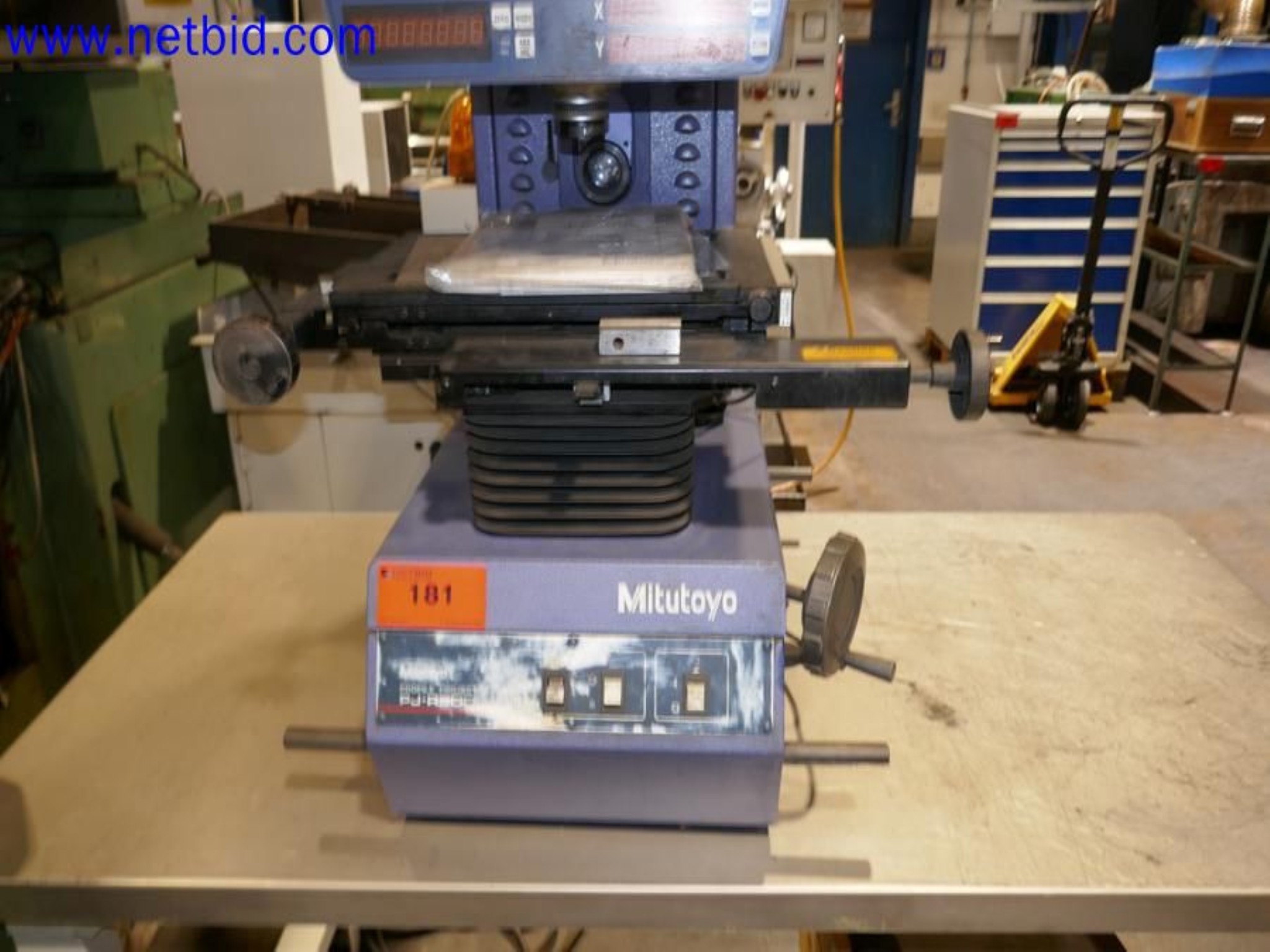 Machines from the toolmaking sector (CNC machining, grinding technology)-1