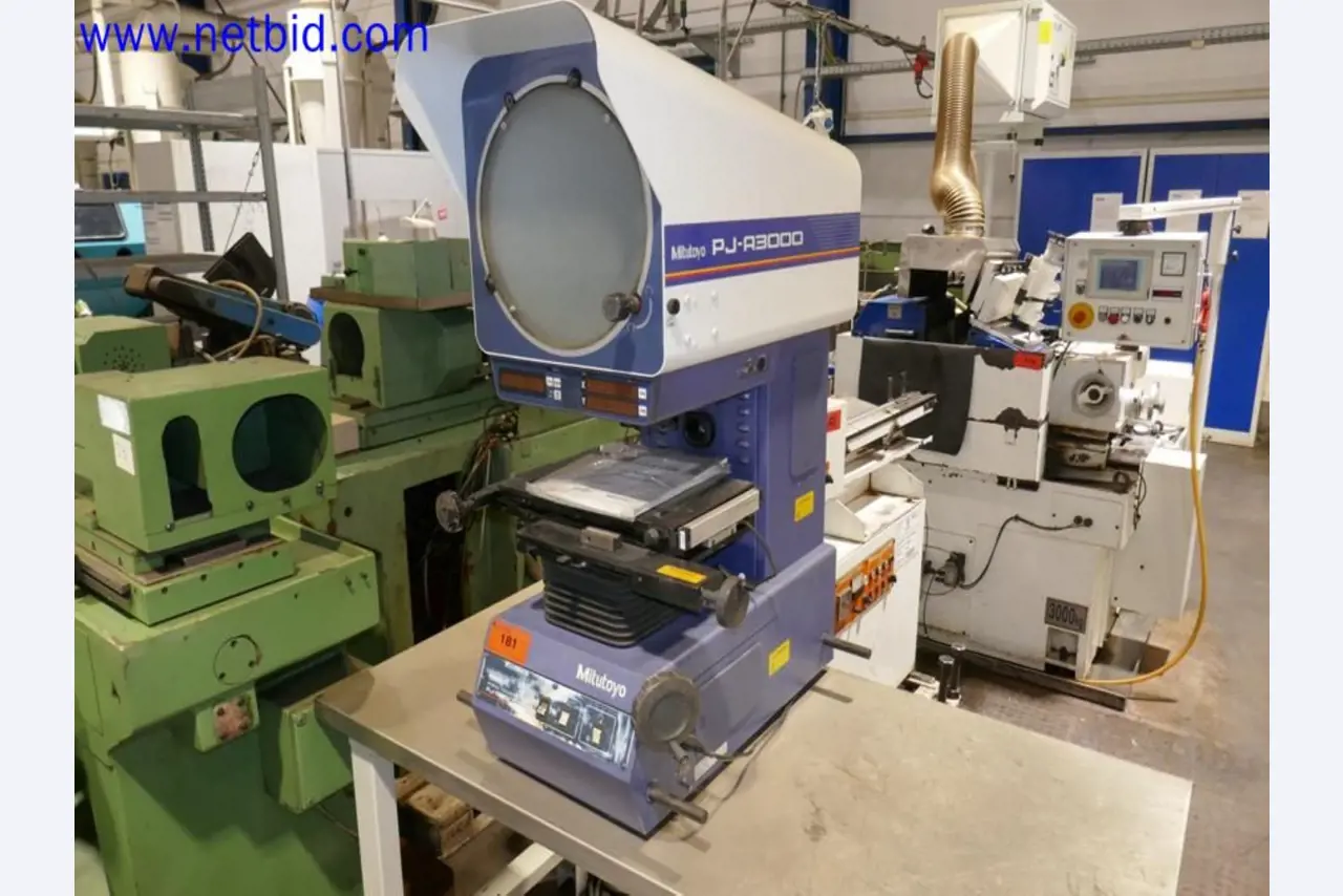 Machines from the toolmaking sector (CNC machining, grinding technology)-6