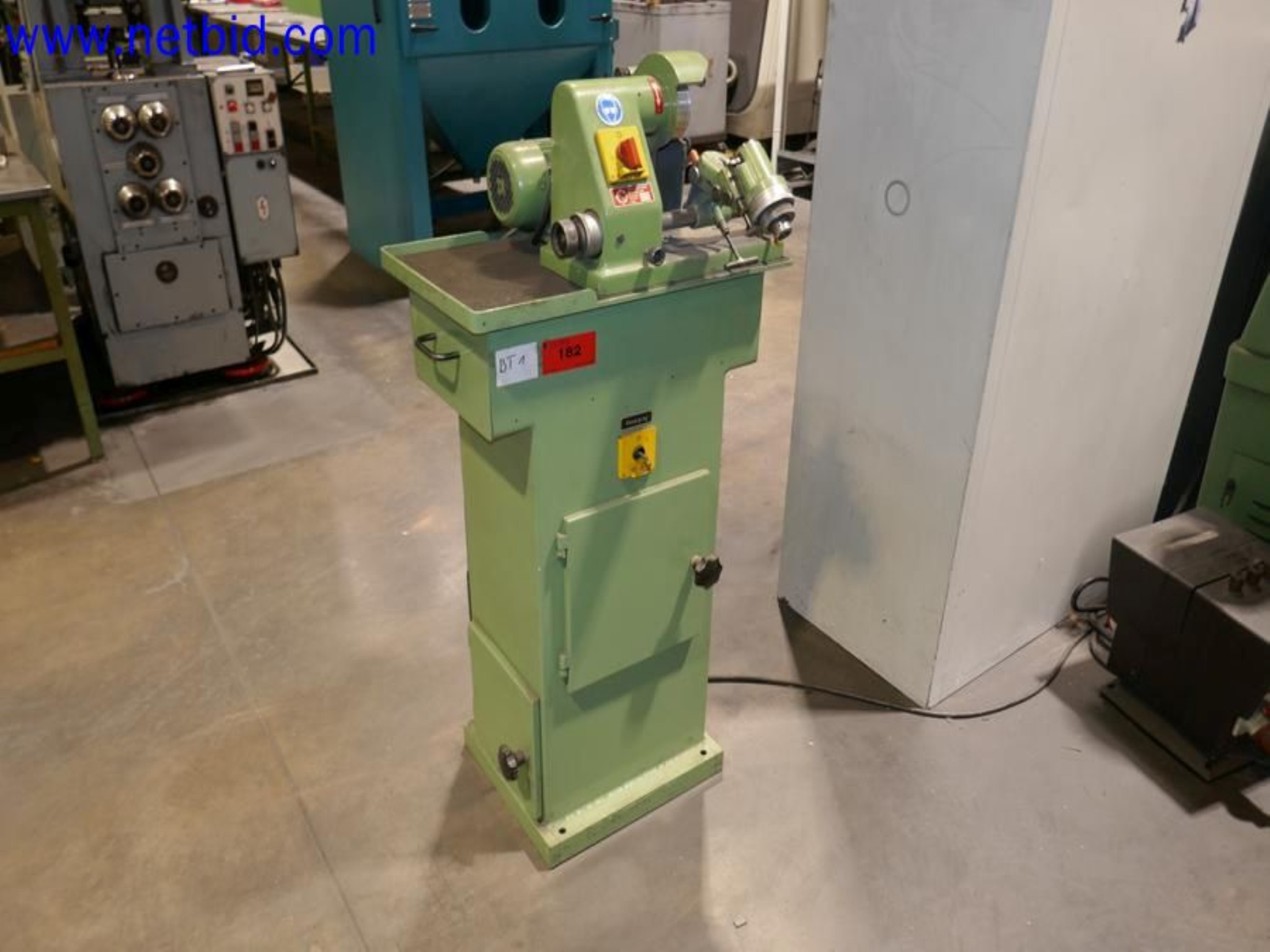 Machines from the toolmaking sector (CNC machining, grinding technology)-2