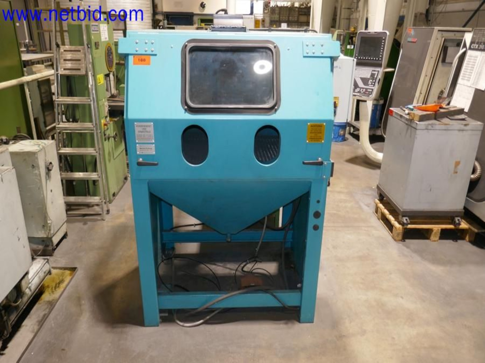 Machines from the toolmaking sector (CNC machining, grinding technology)-1