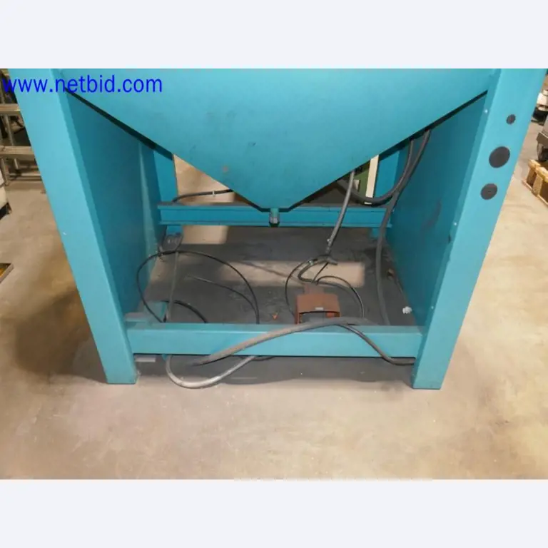 Machines from the toolmaking sector (CNC machining, grinding technology)-4