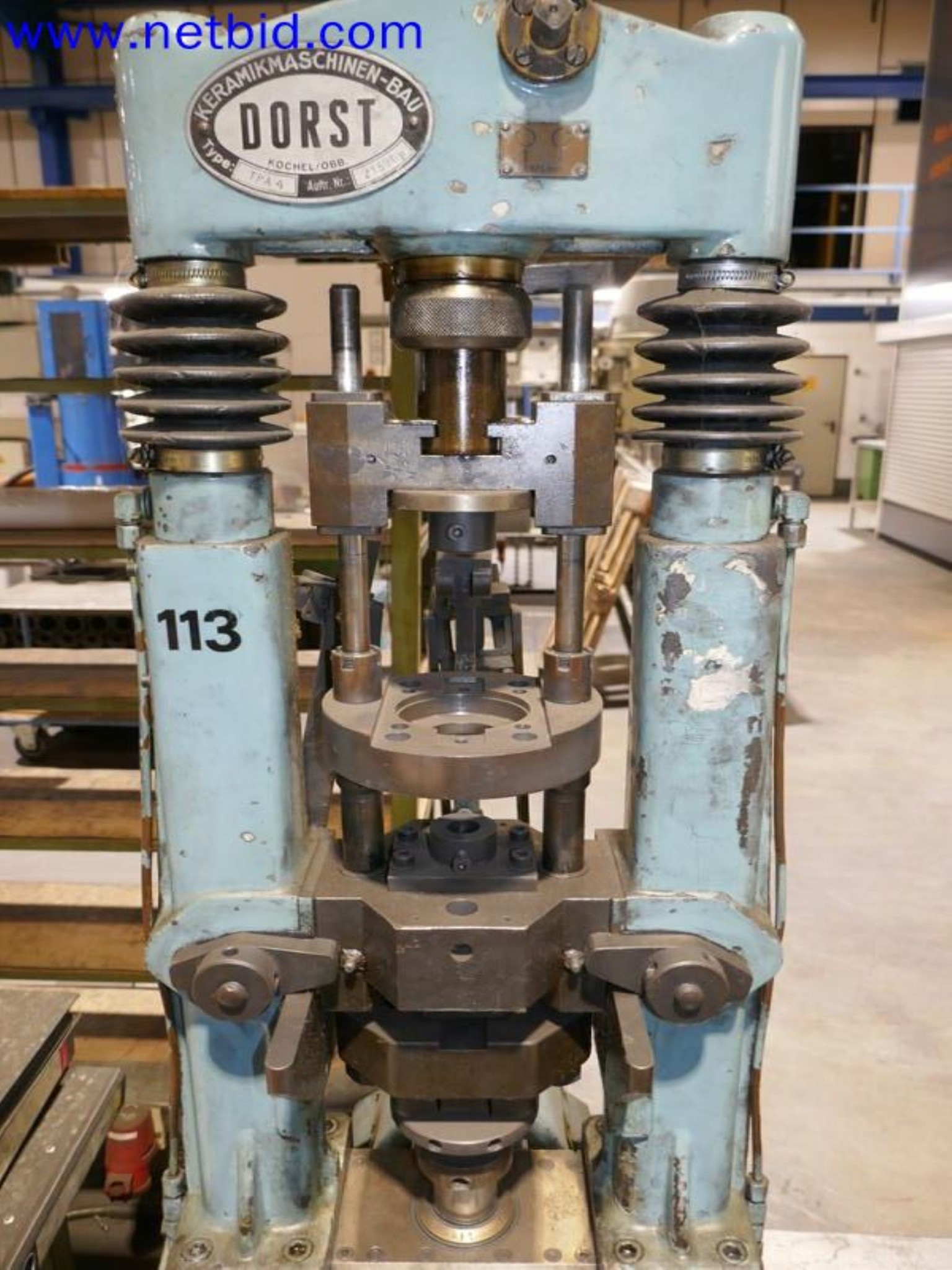 Machines from the toolmaking sector (CNC machining, grinding technology)-4