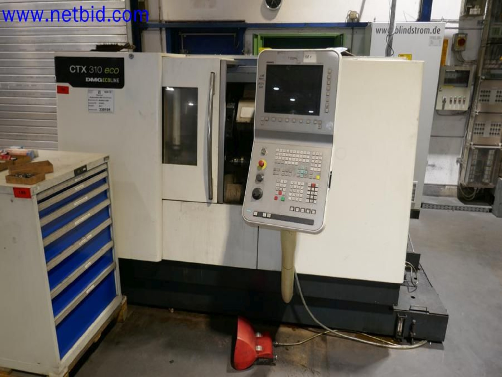 Machines from the toolmaking sector (CNC machining, grinding technology)-1