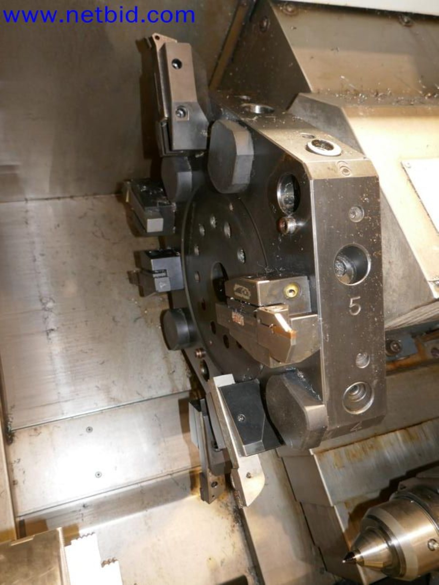 Machines from the toolmaking sector (CNC machining, grinding technology)-8