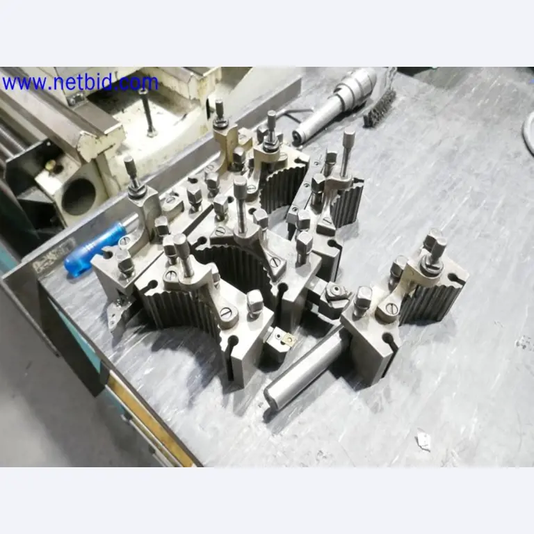 Machines from the toolmaking sector (CNC machining, grinding technology)-13