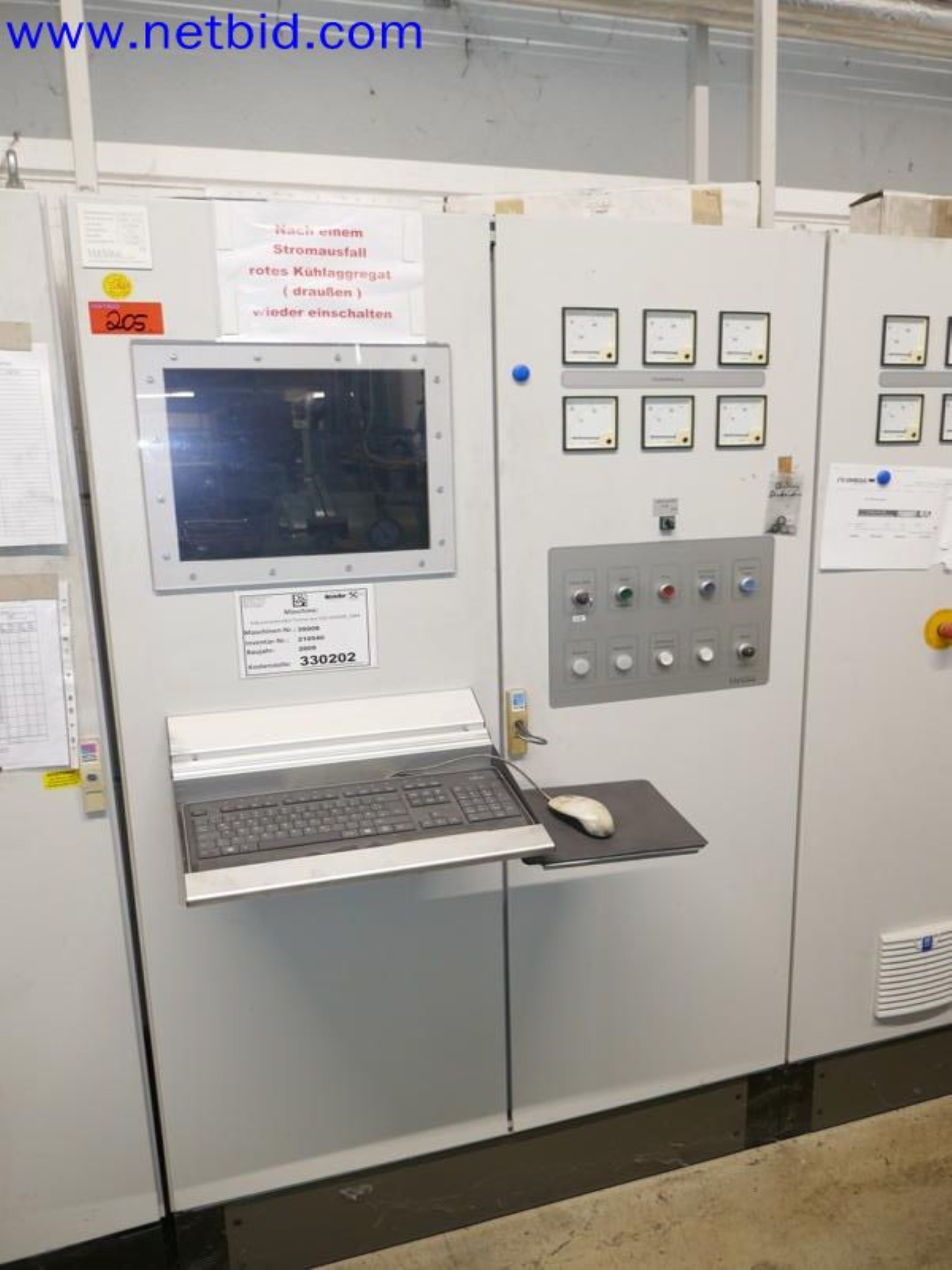 Machines from the toolmaking sector (CNC machining, grinding technology)-18