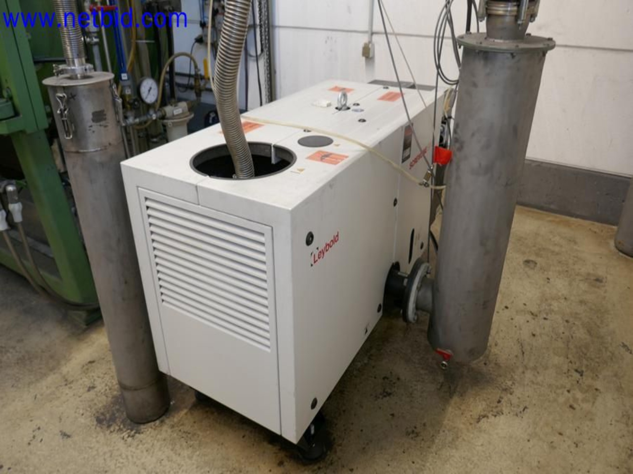 Machines from the toolmaking sector (CNC machining, grinding technology)-12