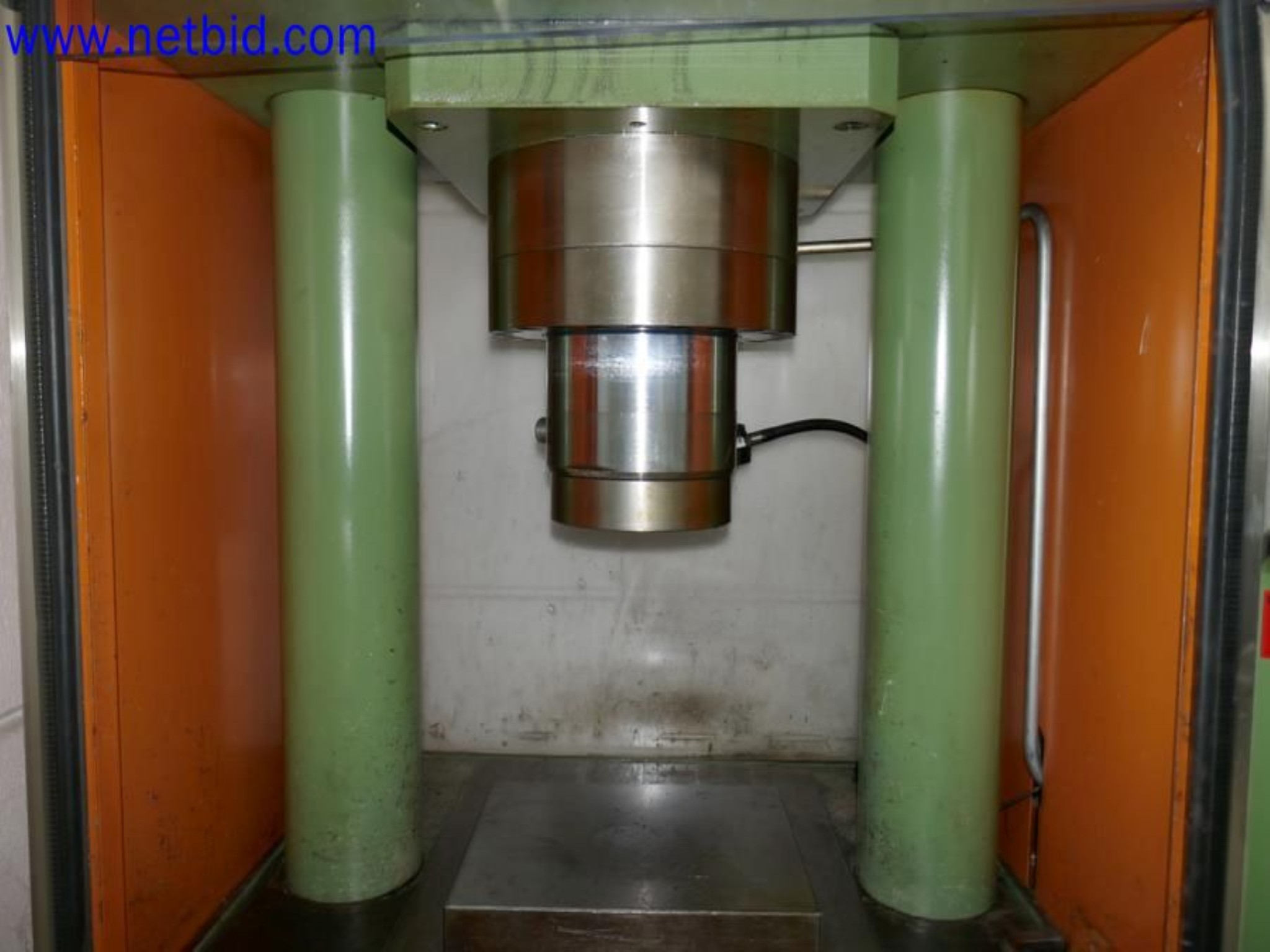 Machines from the toolmaking sector (CNC machining, grinding technology)-3