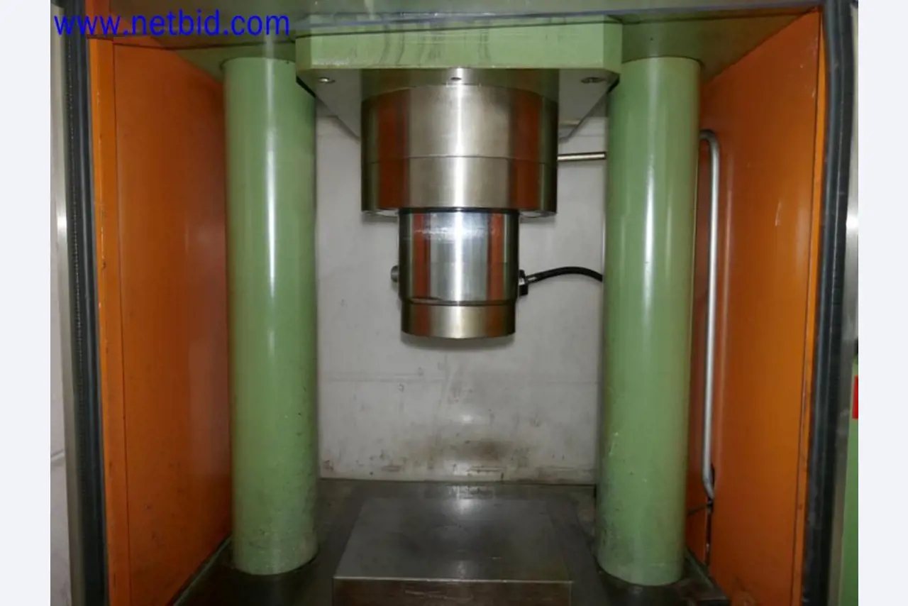 Machines from the toolmaking sector (CNC machining, grinding technology)-3